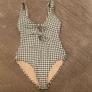 Bathing suit
